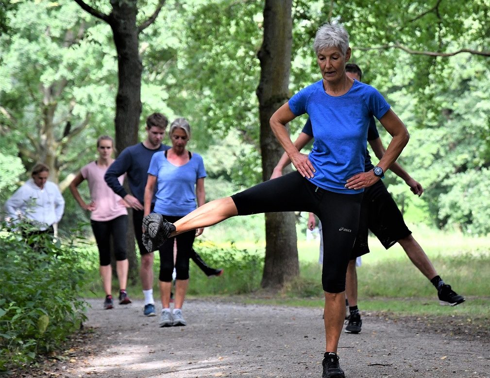 „Fit durch den Sommer“ im Wienburgpark mit DJK Grün-Weiß Marathon