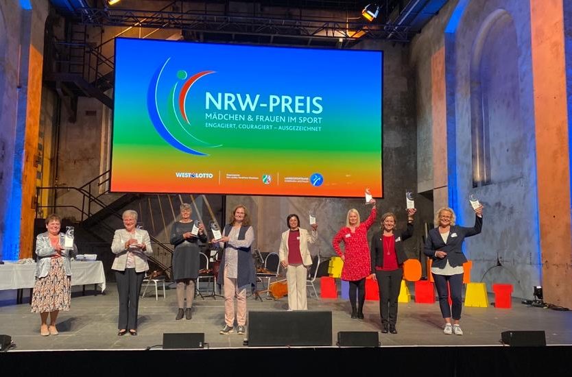 „NRW-Preis für Mädchen und Frauen im Sport“