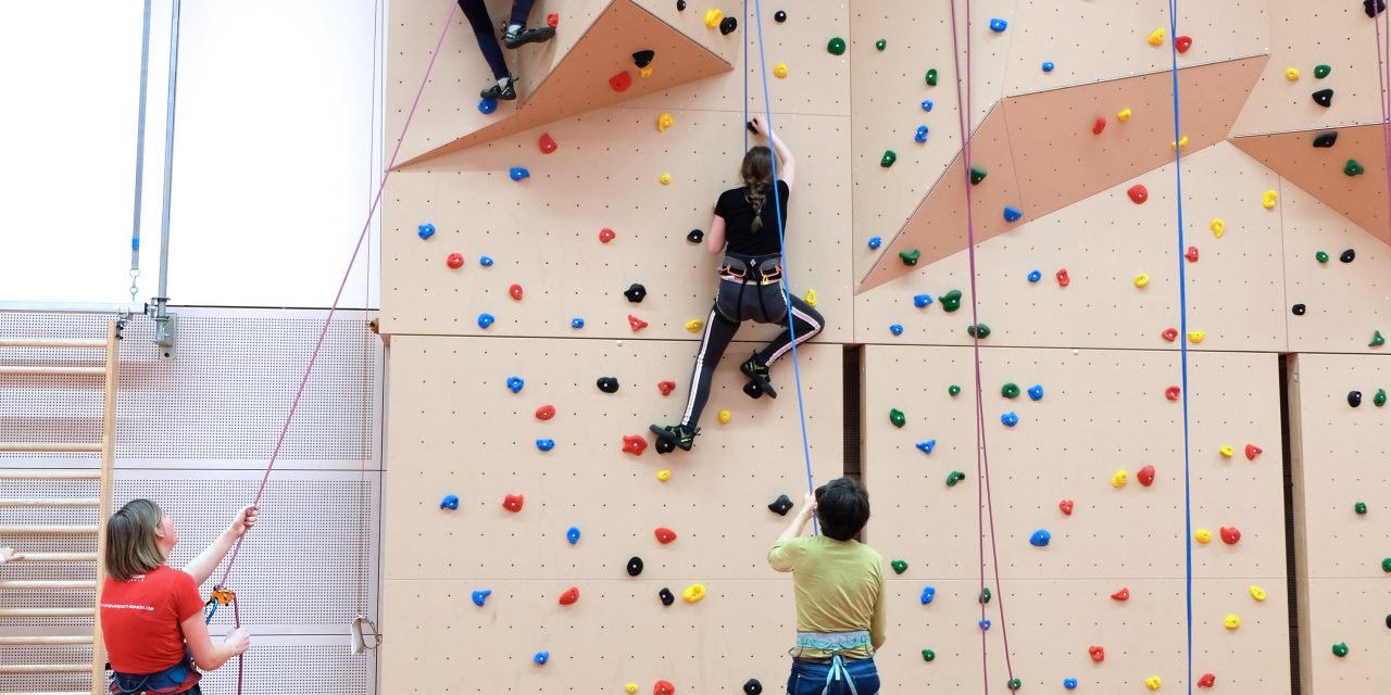„Wir klettern bunt“ – inklusive Klettergruppe des DAV Sektion Münster gestartet