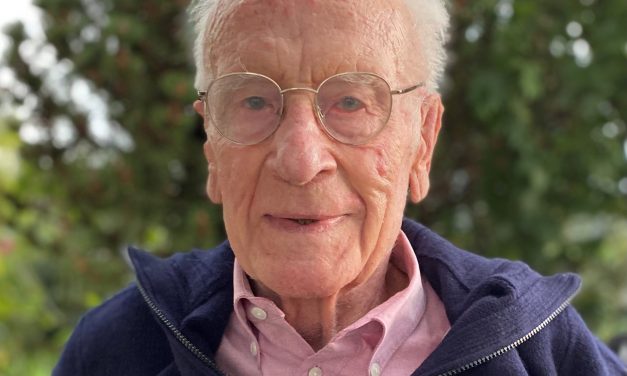 Dieter Verhoeven feiert 95. Geburtstag