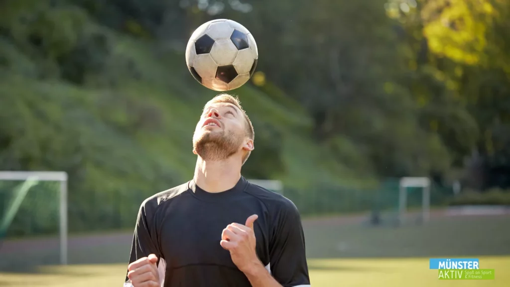 Hirnschäden durch Kopfbälle im Fußball?