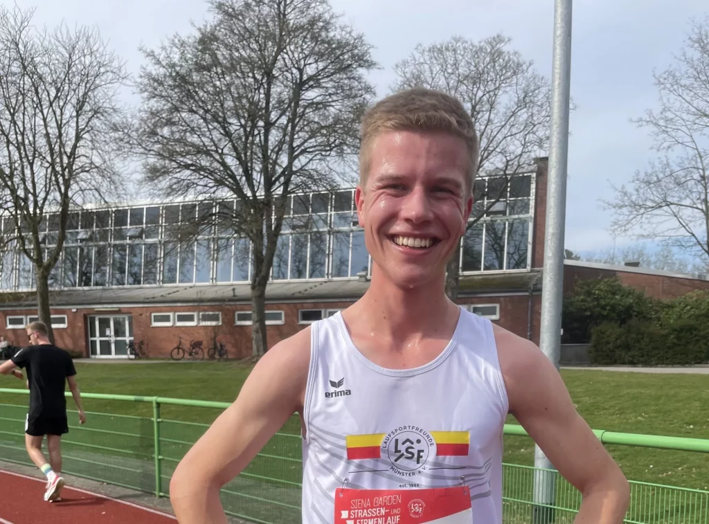Neuer Vereinsrekord für Benno Hille über 1.500 Meter
