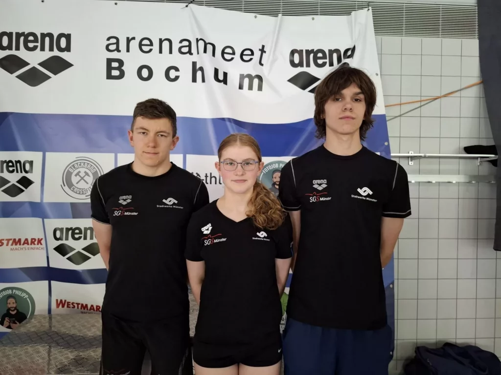 Schwimmer der SGS Münster verbessern ihre Zeiten bei Wettkampf in Bochum