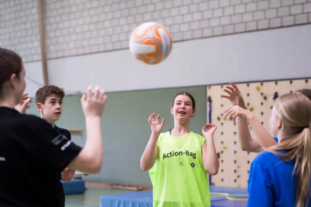 Sport und Sprache in Bewegung – Feriencamp für Jugendliche ab 12