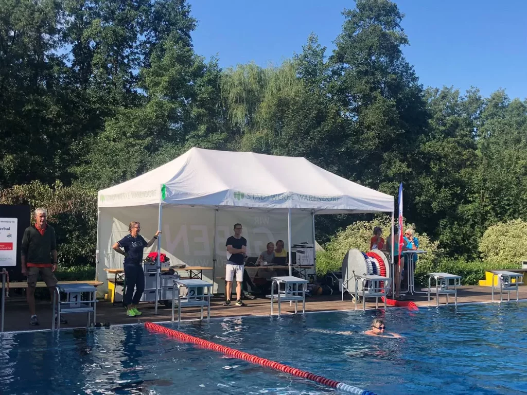 Inklusion – 12h-Schwimmen: Warendorf schwimmt für den guten Zweck!