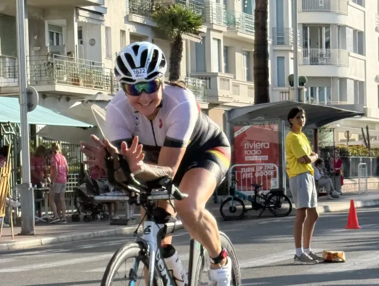Petra Stöppler finisht bei der 70.3-WM in Nizza